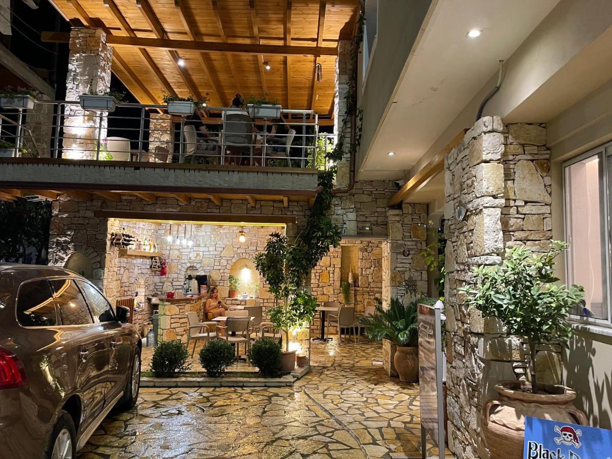 Arial Penthouse Suites Vlorë Exterior foto