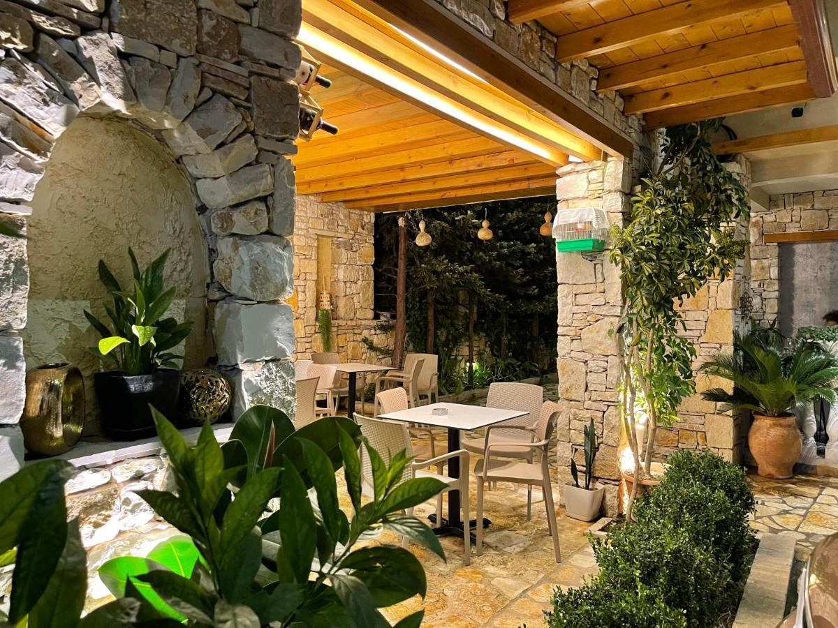 Arial Penthouse Suites Vlorë Exterior foto