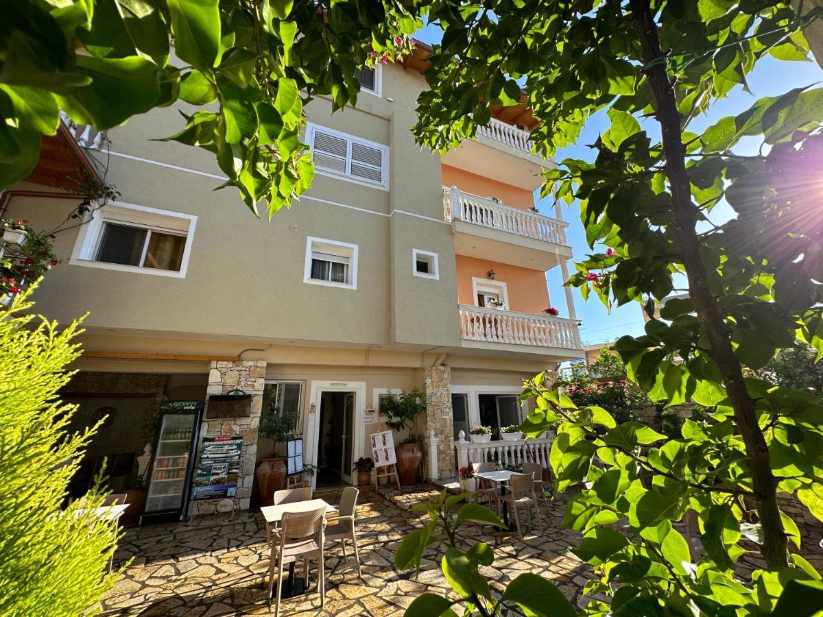 Arial Penthouse Suites Vlorë Exterior foto