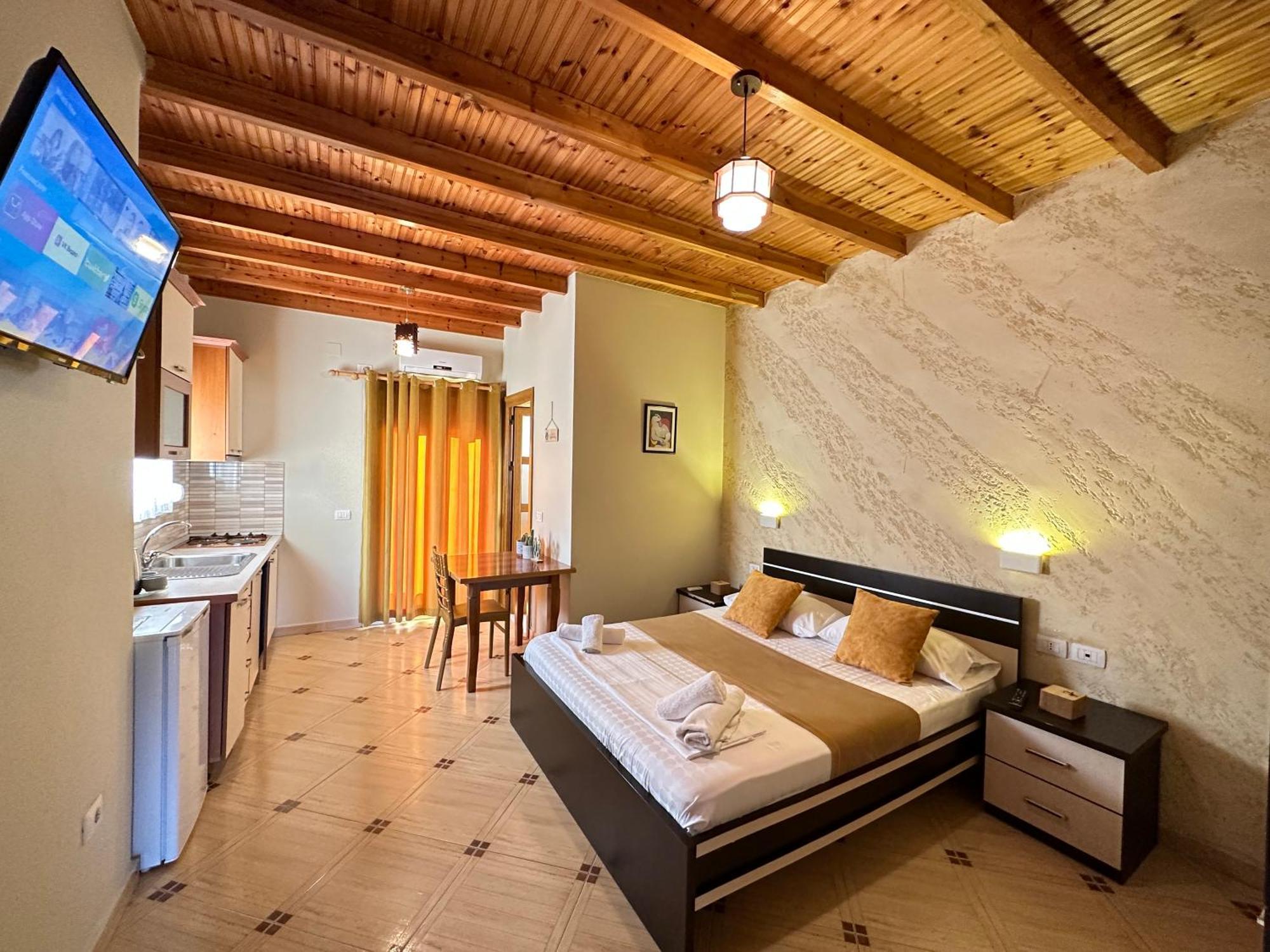 Arial Penthouse Suites Vlorë Exterior foto