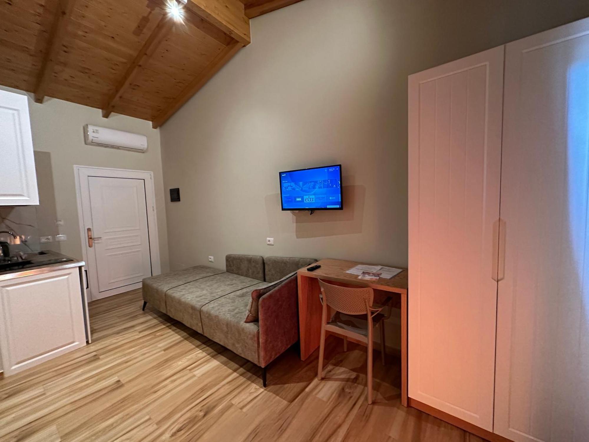 Arial Penthouse Suites Vlorë Exterior foto