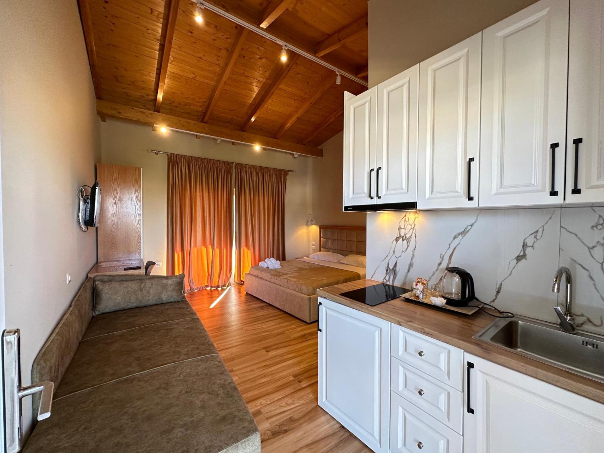 Arial Penthouse Suites Vlorë Exterior foto