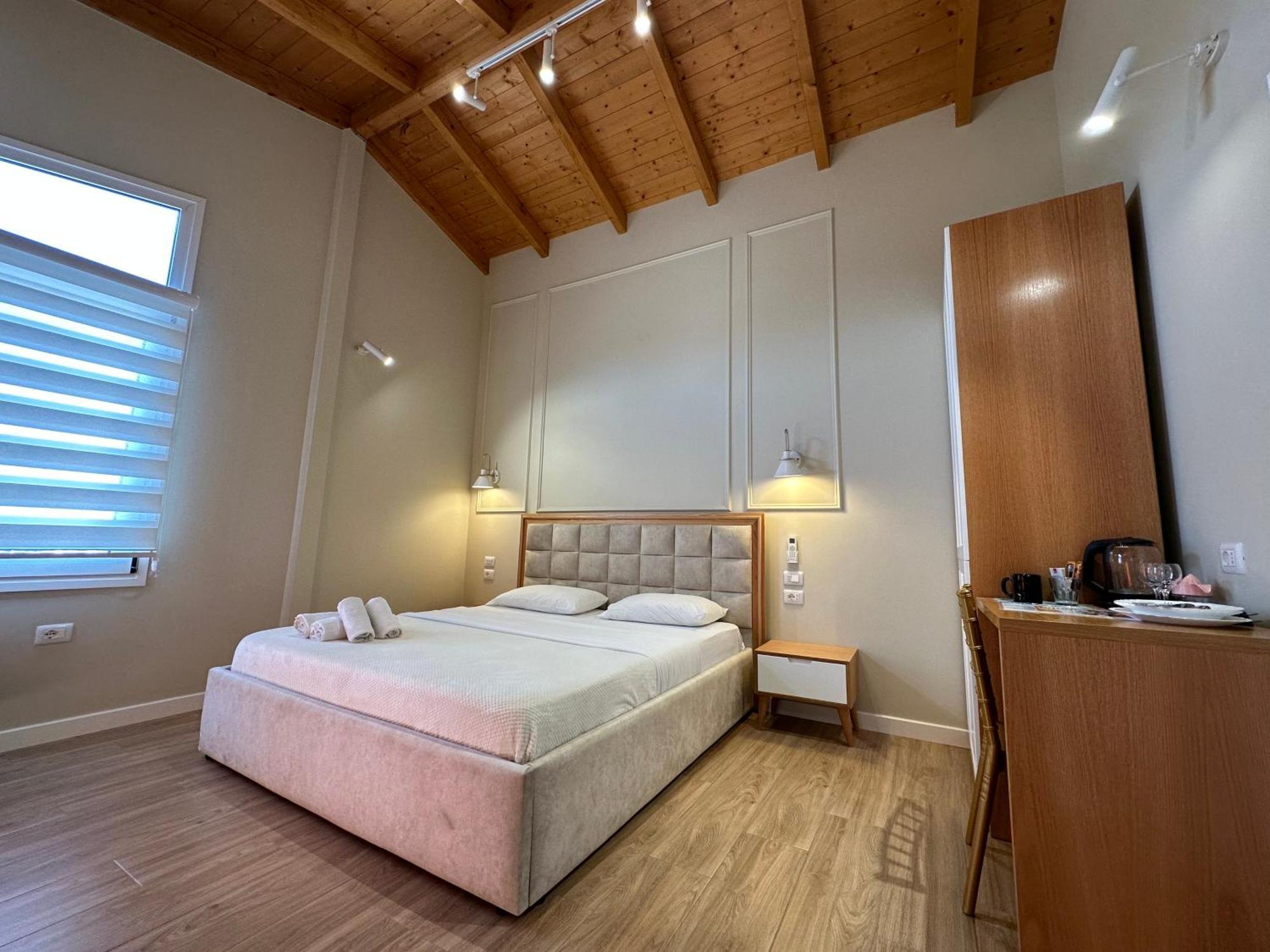 Arial Penthouse Suites Vlorë Exterior foto