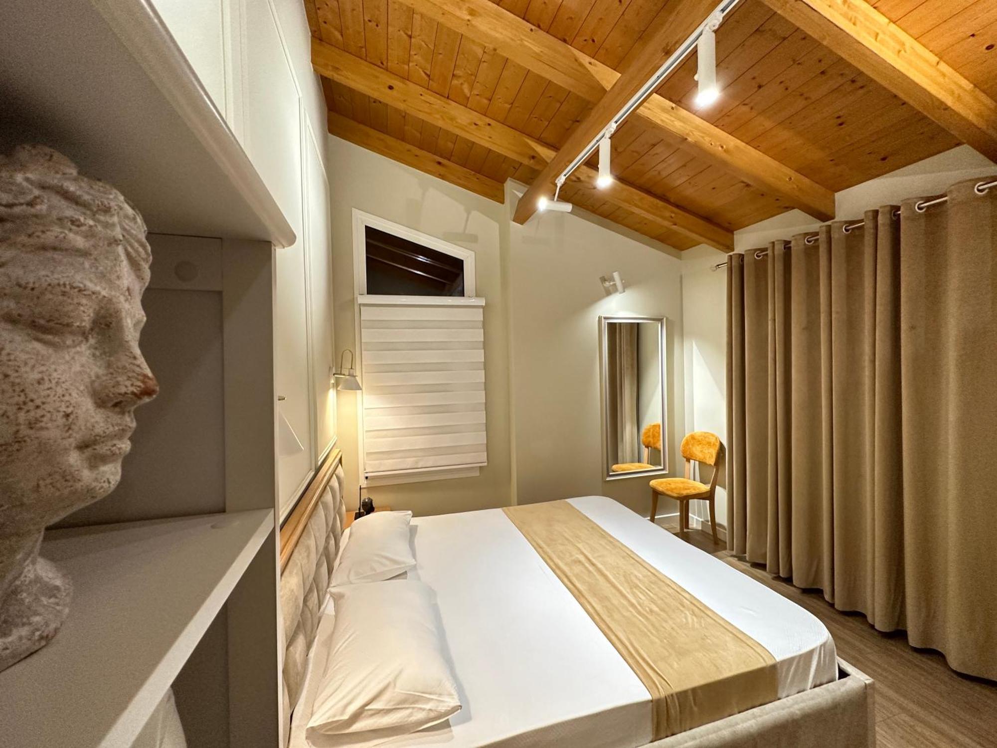 Arial Penthouse Suites Vlorë Exterior foto