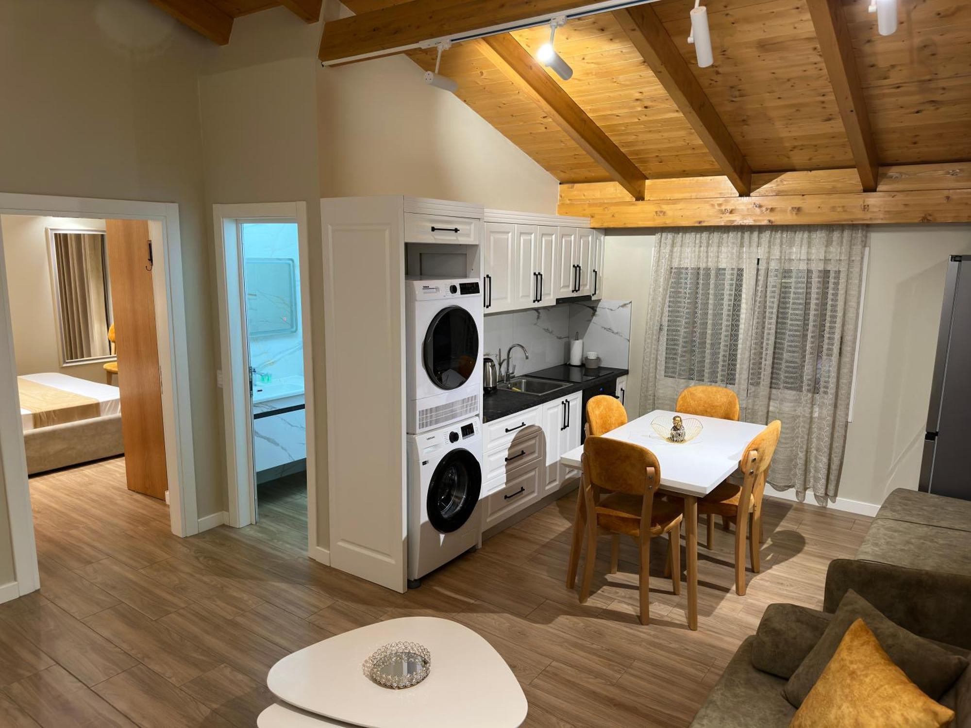 Arial Penthouse Suites Vlorë Exterior foto