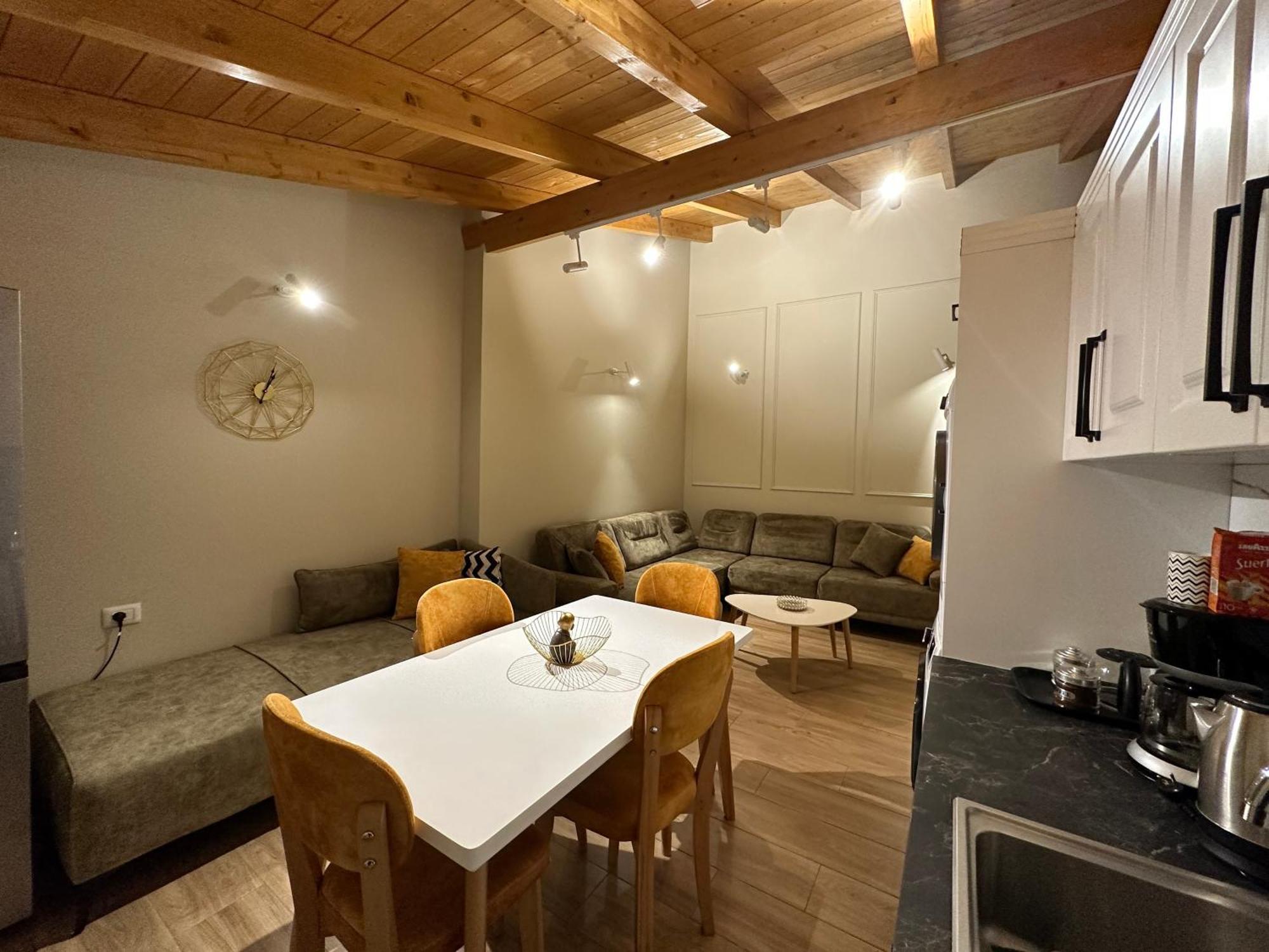 Arial Penthouse Suites Vlorë Exterior foto