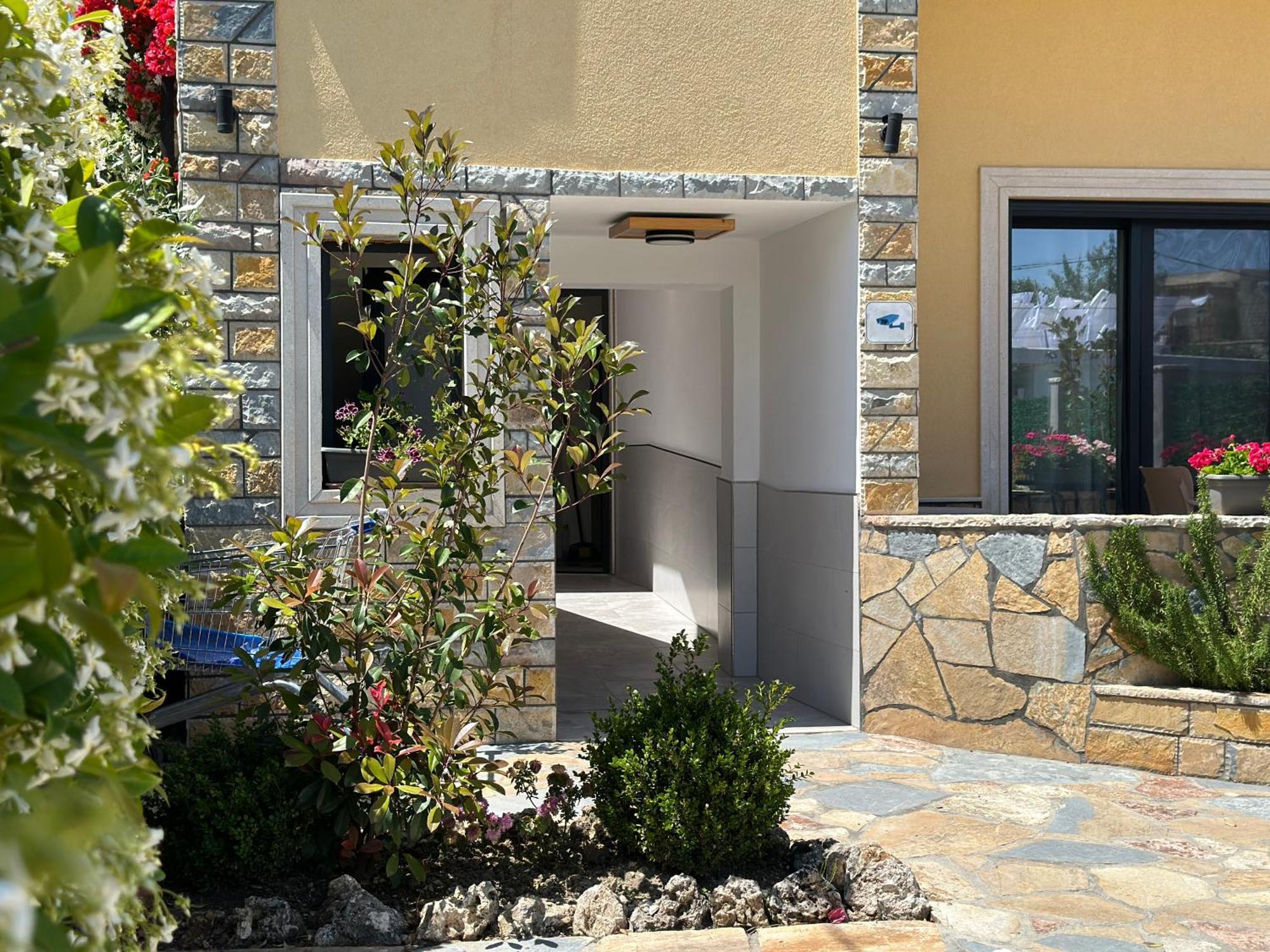 Arial Penthouse Suites Vlorë Exterior foto