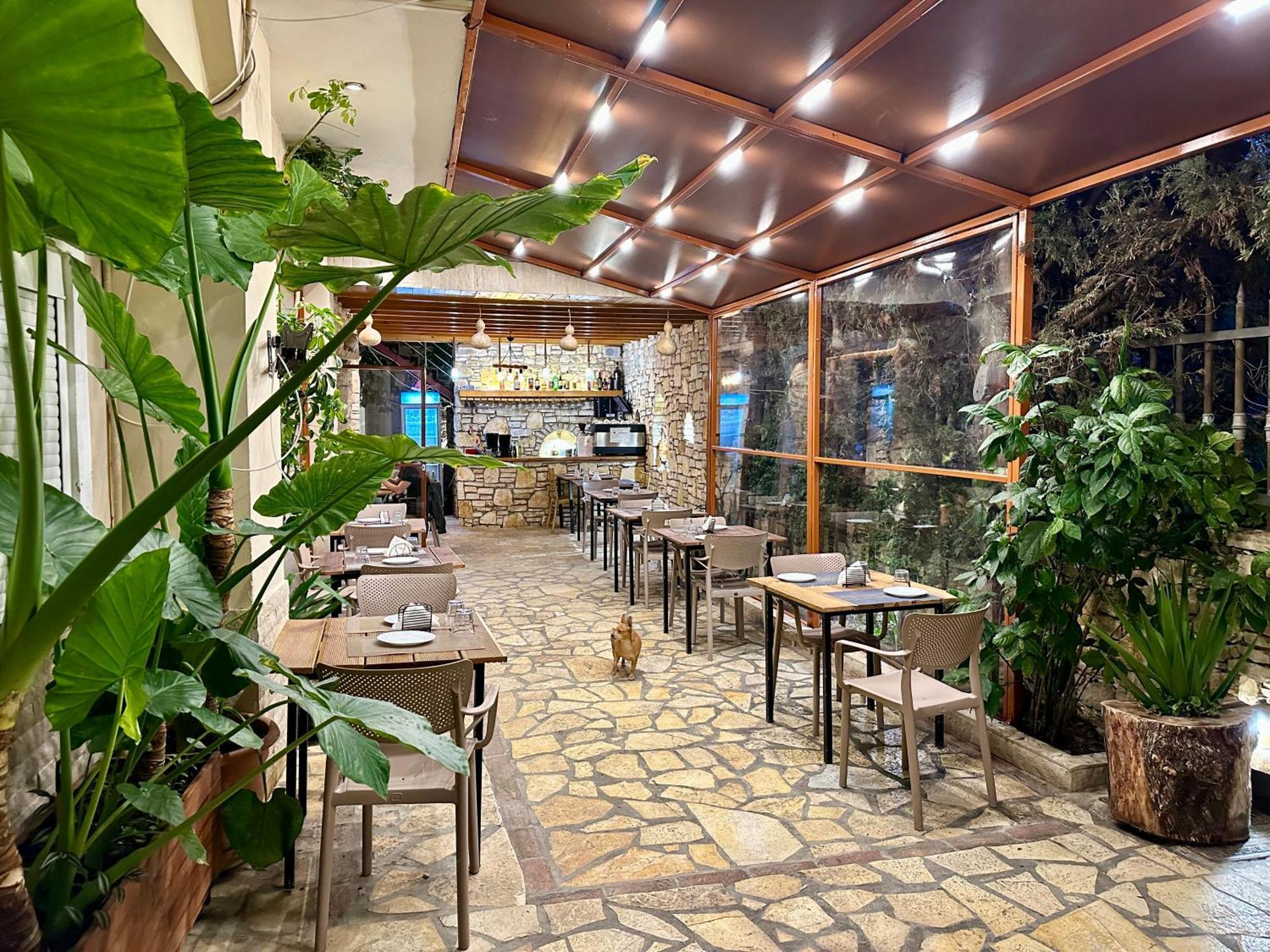 Arial Penthouse Suites Vlorë Exterior foto